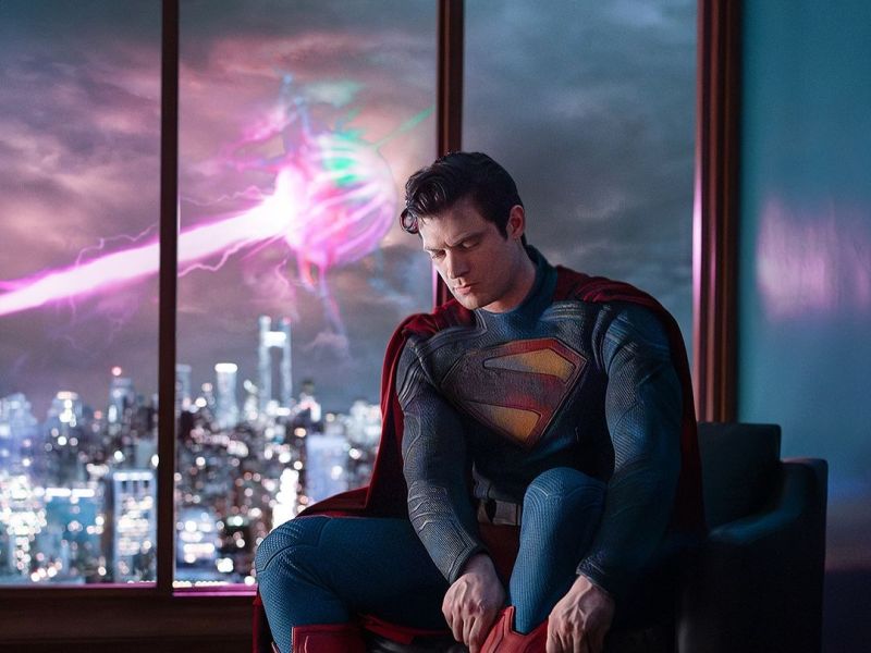 James Gunn dévoile le premier aperçu officiel de David Corenswet dans le costume de Superman